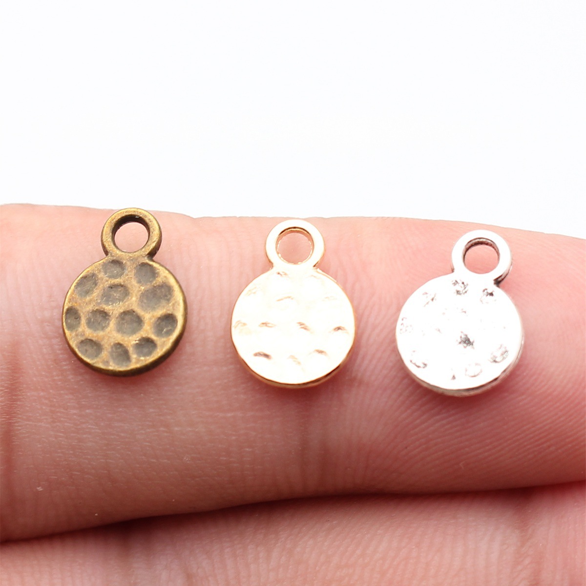 Vintage Fashion Online - WYSIWYG 40pcs 11x8mm 3 Colors Antique