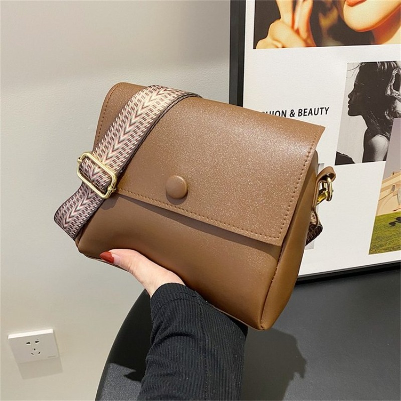 Vintage Fashion Icons - Iconic Designer Diaper Bag For Women