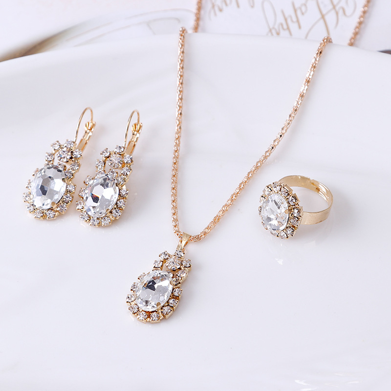 New Style Ornaments Set Fashio - Vintage Fashion Ornaments ulasan dan harga