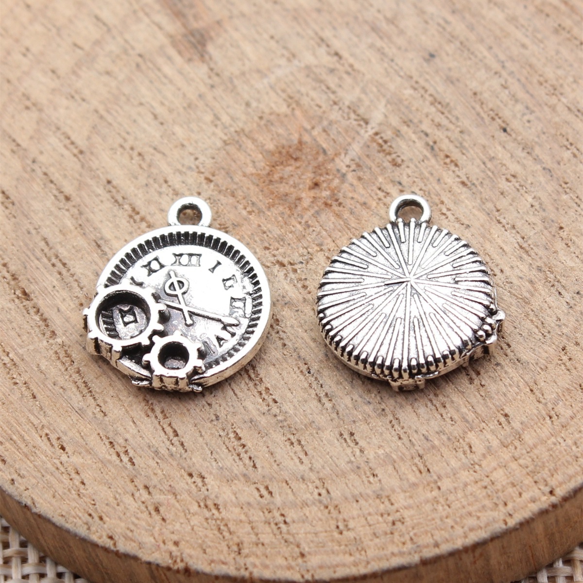 WYSIWYG 10pcs 16x14mm 2 Colors - Vintage Fashion Online ulasan dan harga