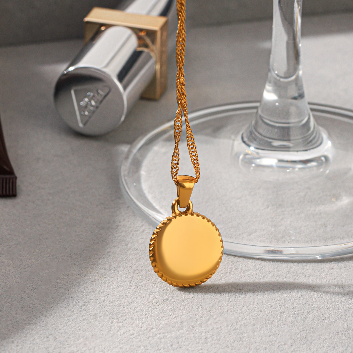 French vintage necklace, niche - Vintage Fashion Instagram ulasan dan harga
