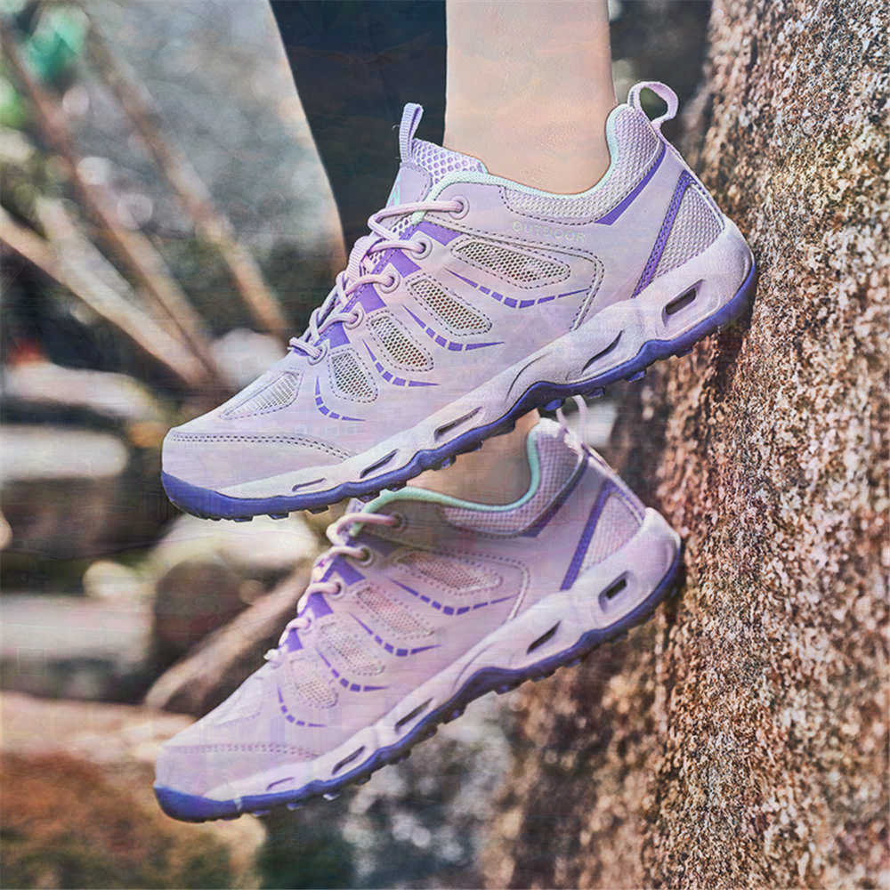 Sumer Round Tip Silver Sneaker - Vintage Fashion Collection ulasan dan harga