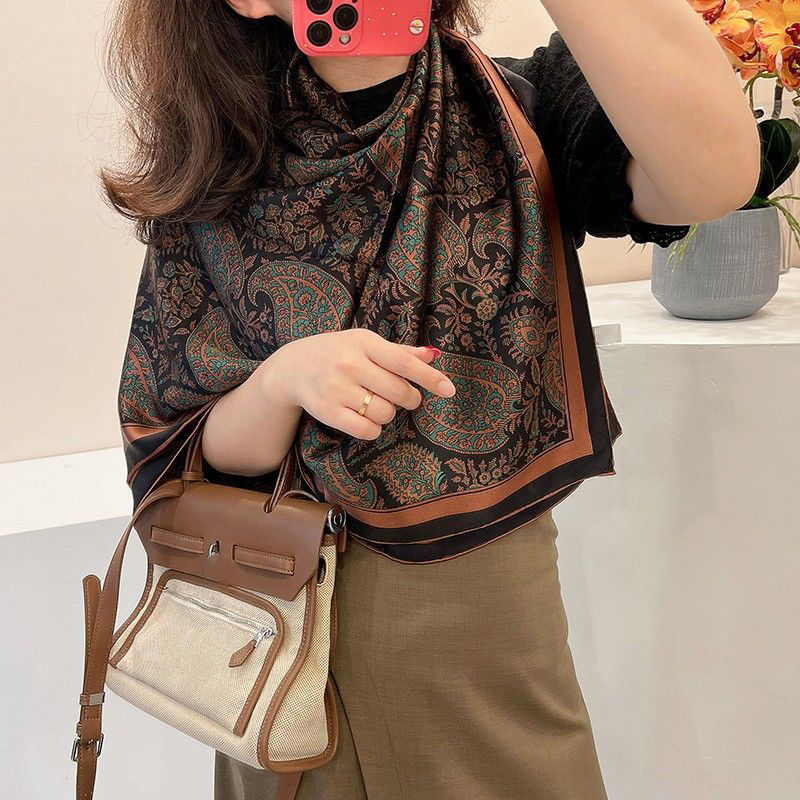 Paisley Print Square Scarf Vin - Vintage Fashion Patterns ulasan dan harga